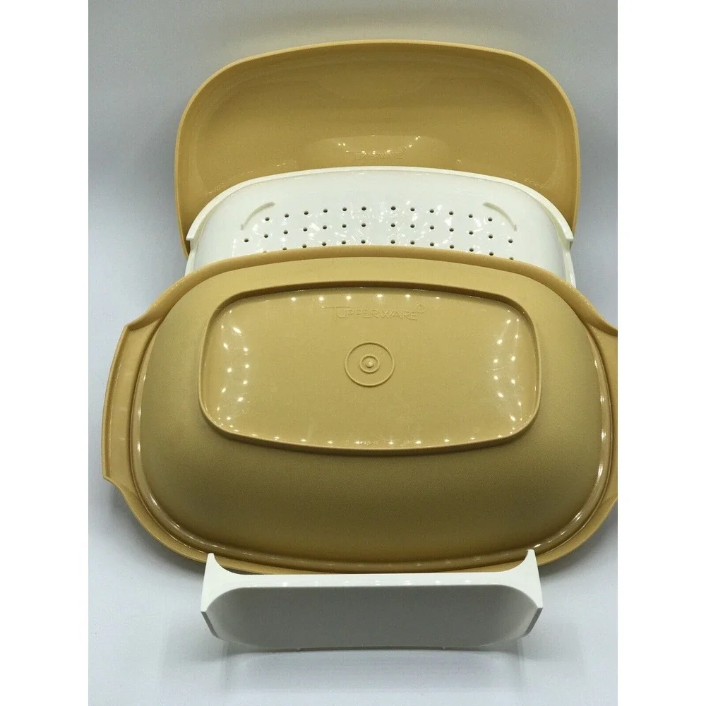 Tupperware  Gold Rice Vegetable Steamer‎ Lid Strainer & divider 4 pc